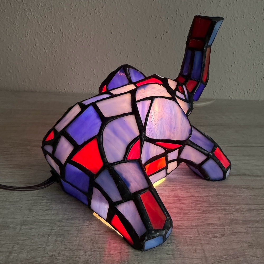 Vintage Elephant Table Lamp Tiffany Style Stained Glass Blue Desk Night Light - Picture 7 of 16